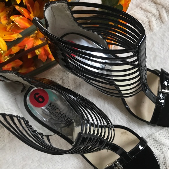💥HP💥 LikeNew Michael Kors Sandals size 6 - Picture 3 of 5